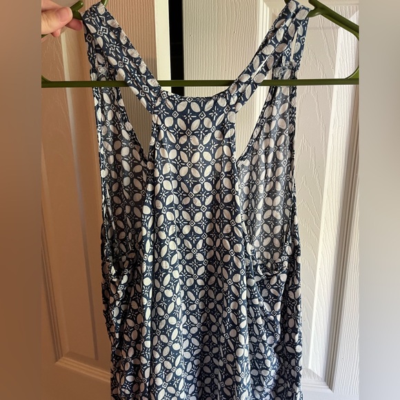 GAP Racerback tank top - Picture 3 of 3